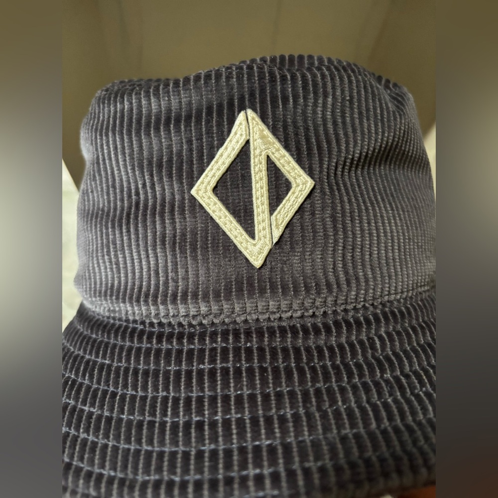 Brand New Christian Dior bucket hat